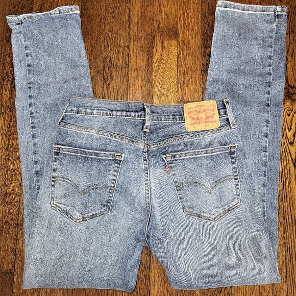Levi's Med-Wash Straight Leg Jeans -  W31/L32 - Picture 2 of 2